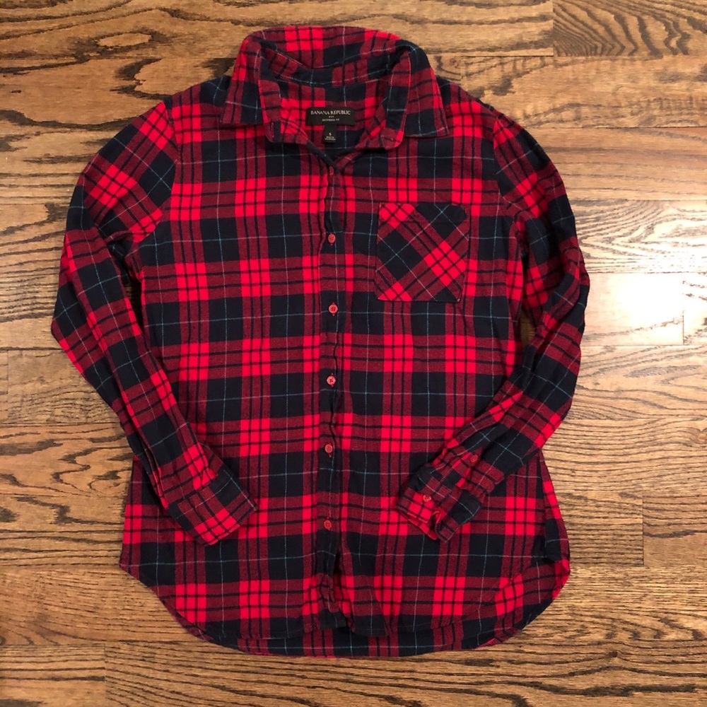 Banana Republic plaid button down shirt